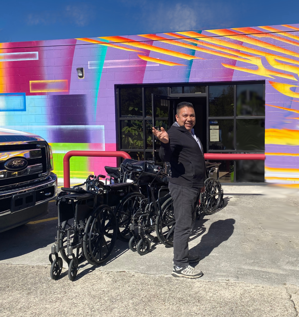 Fernando%20bldg%20wheelchairs.png